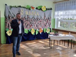 DZIEŃ KOBIET W NEPLACH